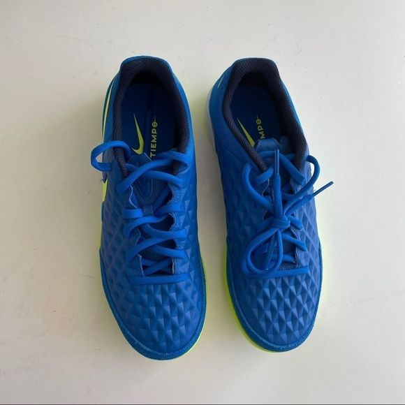 Nike Other - Nike Sz 6.5 Legend 8 Academy IC shoes